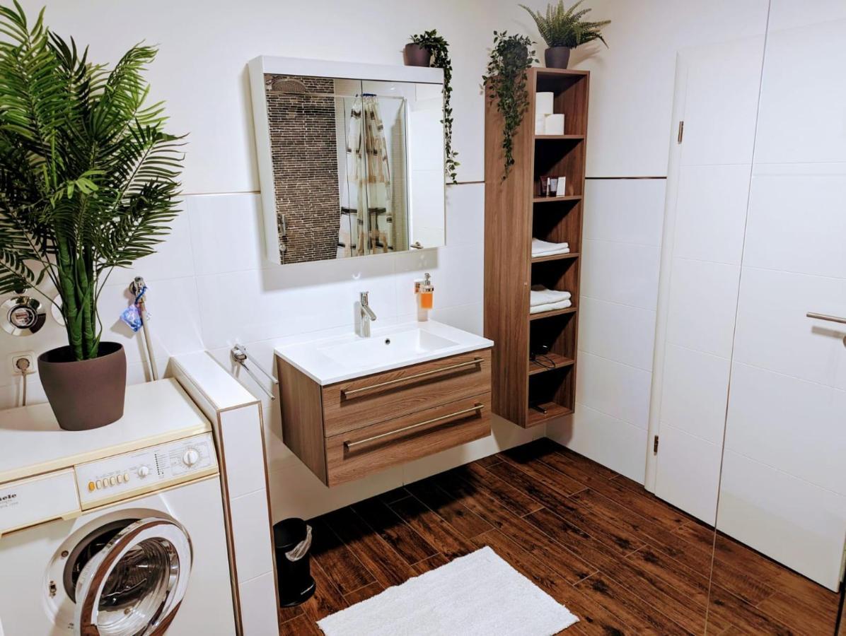 Ferienwohnung Jobst - Ruhig Mit Blick Ins Gruene Nittenau Exteriér fotografie
