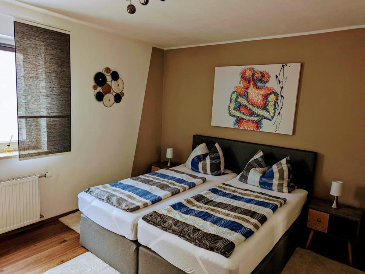 Ferienwohnung Jobst - Ruhig Mit Blick Ins Gruene Nittenau Exteriér fotografie